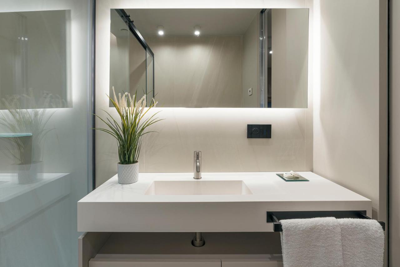 Aera Luxury Suites - 303 304 305 Catania Esterno foto
