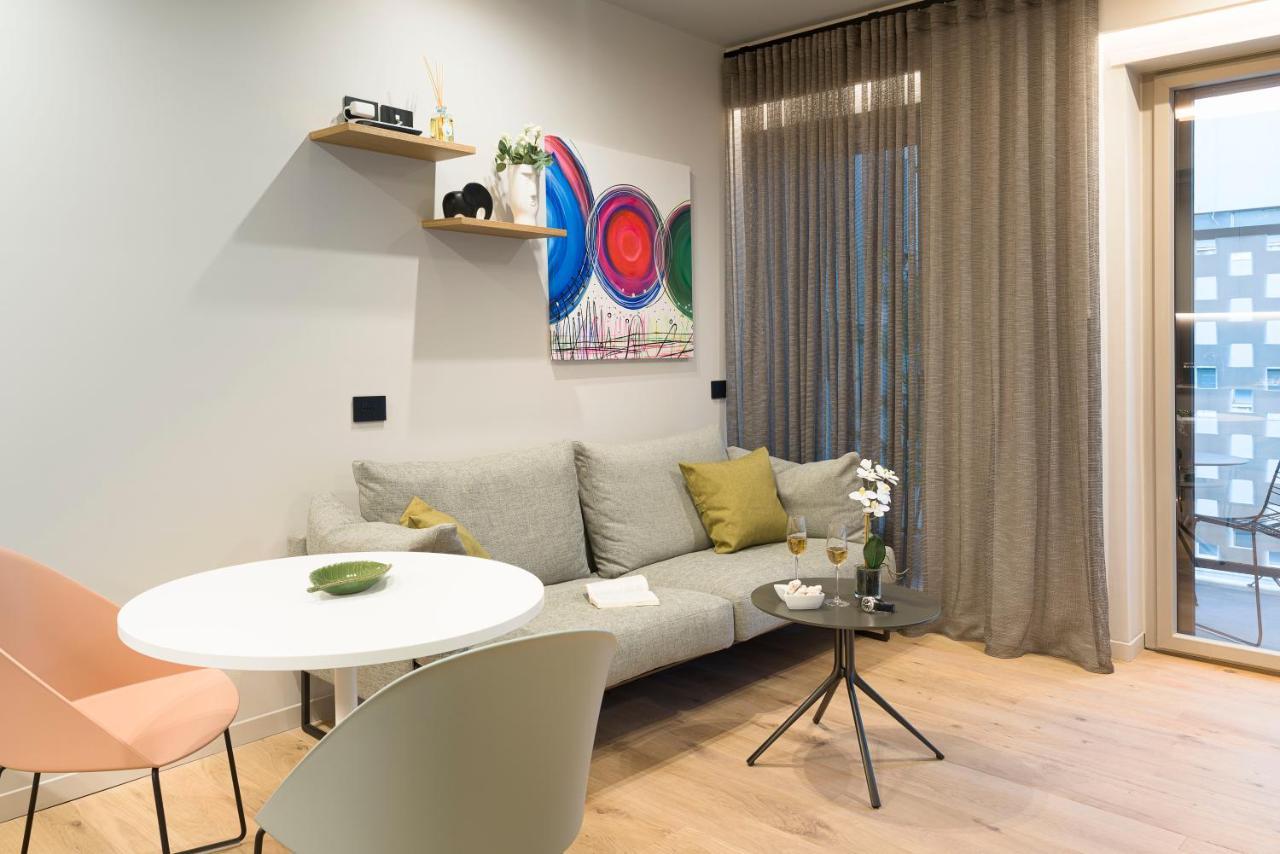 Aera Luxury Suites - 303 304 305 Catania Esterno foto