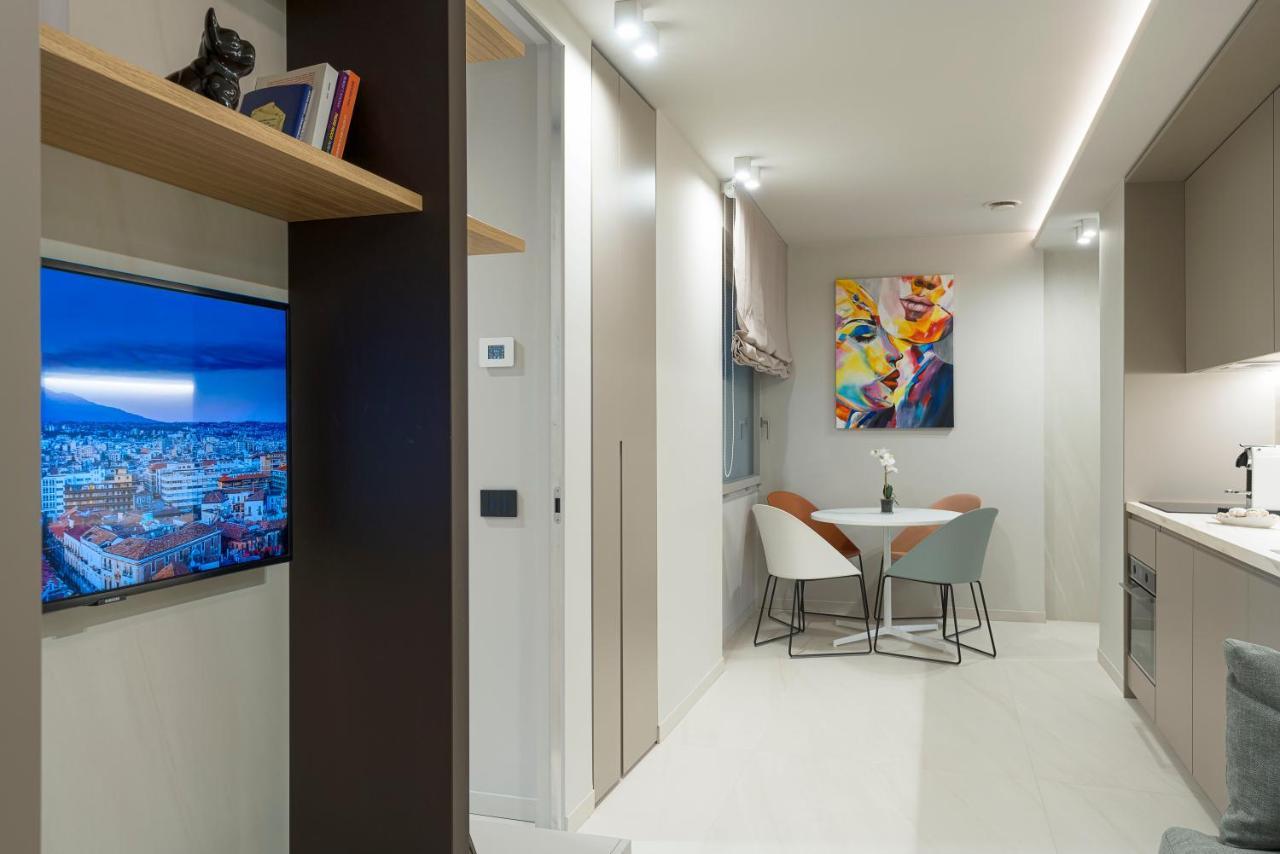Aera Luxury Suites - 303 304 305 Catania Esterno foto
